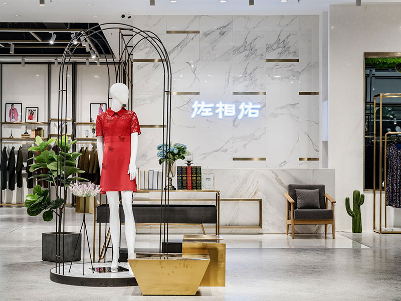 《佐相佑》女裝店裝修設(shè)計(jì)案例